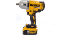 DEWALT Klucz udarow 1/2 950Nm 18V 2x5,0Ah + Szlifierka kątowa 125mm 18V